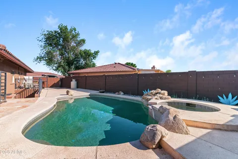 $715,000 | 12332 North 71st Lane, Peoria, AZ 85381