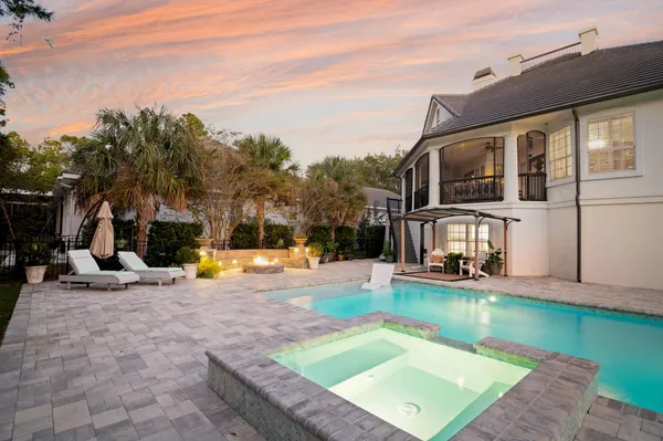 $2,395,000 | 442 Regatta Bay Boulevard, Destin, FL 32541