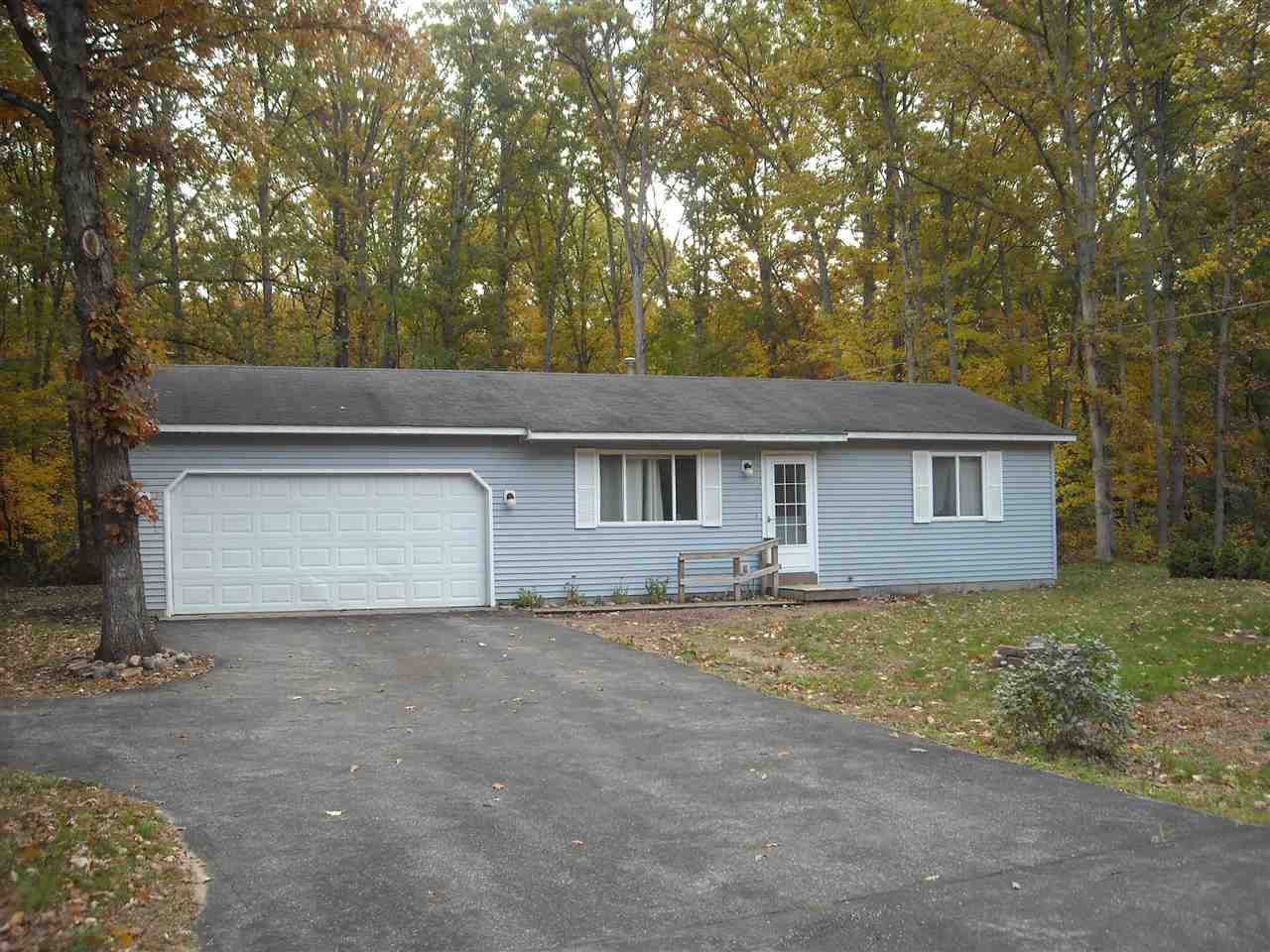 7061 Karlin Road Interlochen, MI 49643 - Photo 1 of 19 1854576.JPG