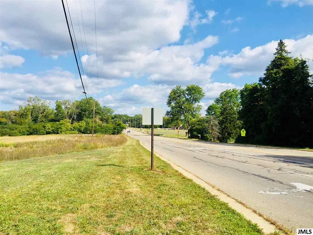 $400,000 | 3400 Spring Arbor Road, Unit 3400 (BLOCK), Jackson, MI 49203