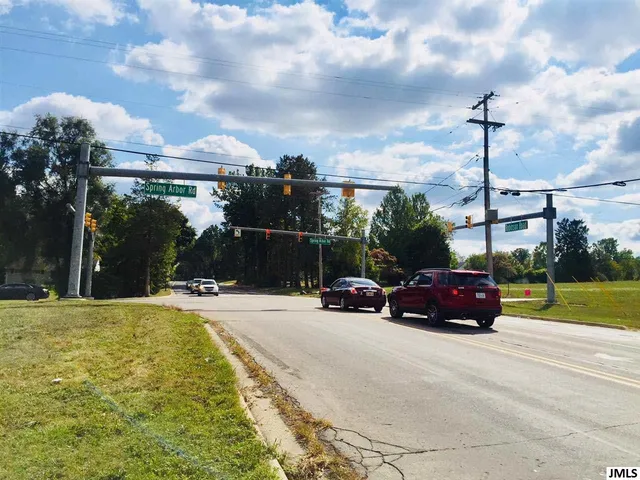 $400,000 | 3400 Spring Arbor Road, Unit 3400 (BLOCK), Jackson, MI 49203