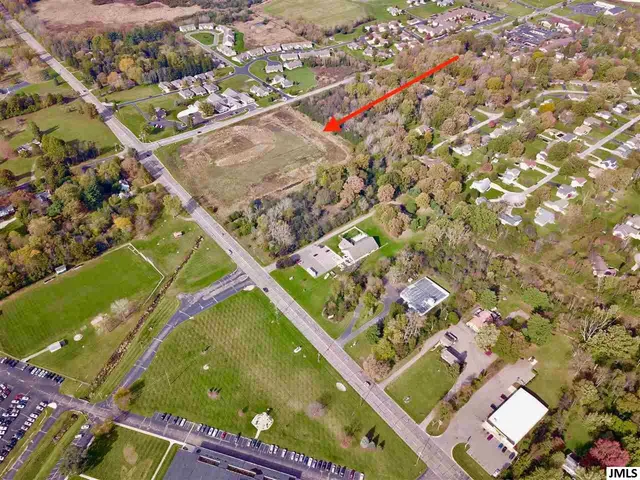 $400,000 | 3400 Spring Arbor Road, Unit 3400 (BLOCK), Jackson, MI 49203