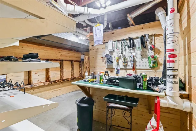 $337,500 | 121 Dakota Drive, Loda, IL 60948