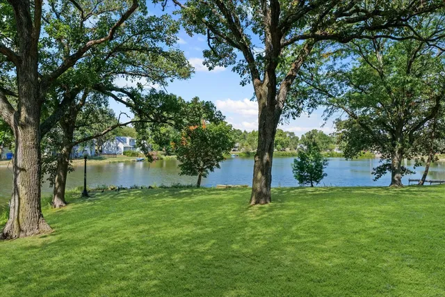 $337,500 | 121 Dakota Drive, Loda, IL 60948