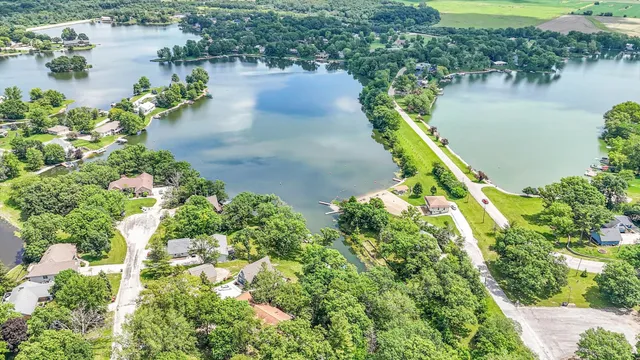 $337,500 | 121 Dakota Drive, Loda, IL 60948