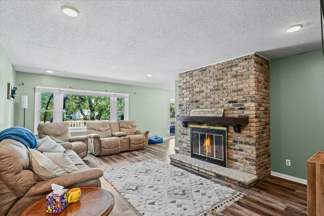 $337,500 | 121 Dakota Drive, Loda, IL 60948