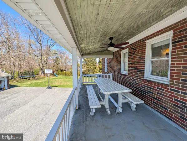 $480,000 | 663 Wide Hollow Road, East Earl, PA 17519