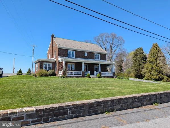 $480,000 | 663 Wide Hollow Road, East Earl, PA 17519
