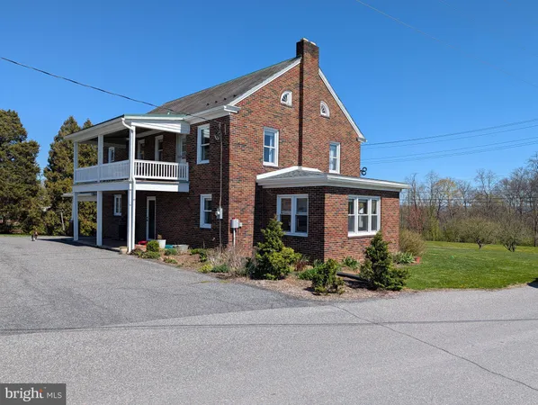 $480,000 | 663 Wide Hollow Road, East Earl, PA 17519