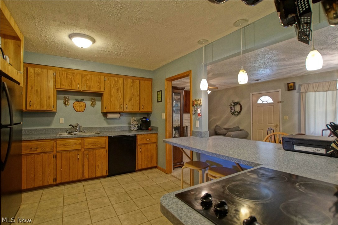8899 Edgehill Road Mentor, OH 44060 - Photo 3 of 16 Gallery Image 3