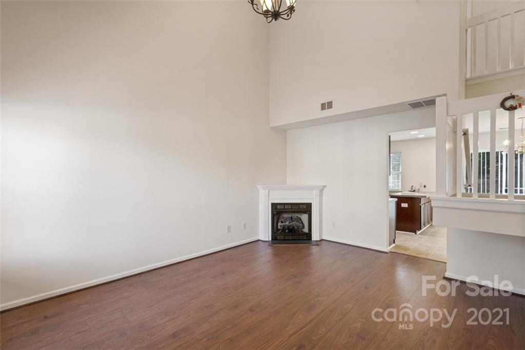 10546 Broken Branch Road Charlotte, NC 28213 - Photo 2 of 31 Gallery Image 2