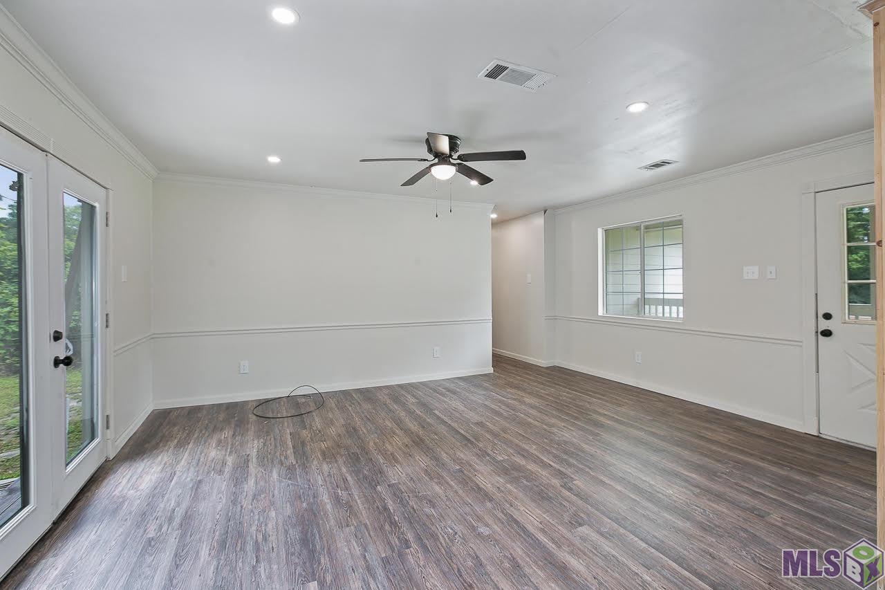 38483 Henry Road Prairieville, LA 70769 - Photo 8 of 25 Gallery Image 8