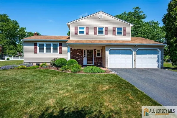 $624,900 | 4 Barbara Street, Kendall Park, NJ 08824
