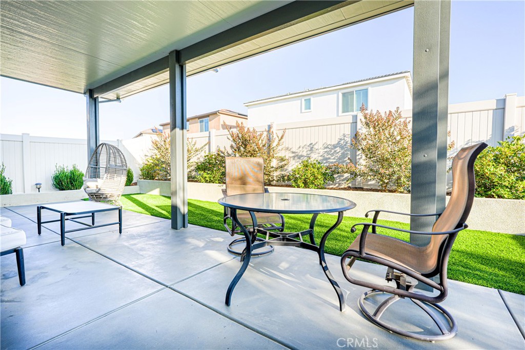 15630 Raptor Road Moreno Valley, CA 92551 - Photo 24 of 25 a view of chairs and table in balcony