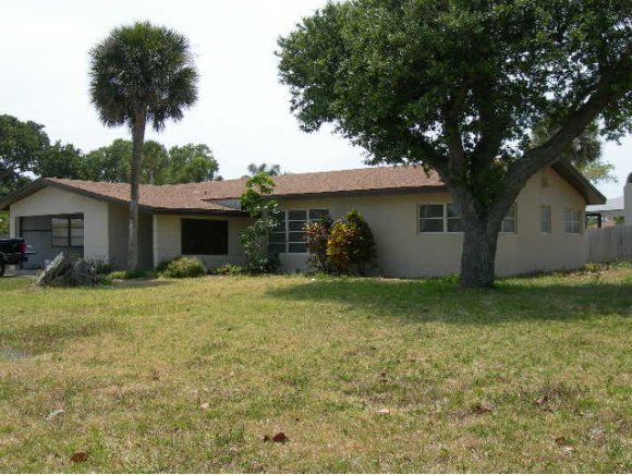 1633 Brevard Road Cocoa Beach, FL 32931 - Photo 1 of 12 Primary Photo