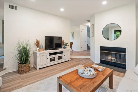 $649,000 | 56 Hudson Watch Drive, Ossining, NY 10562