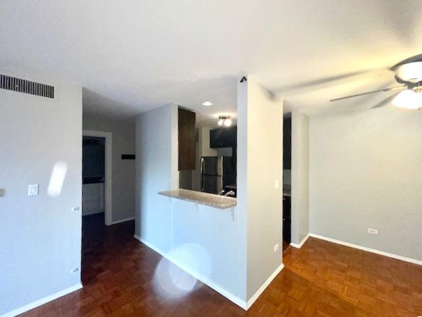1912 Prairie Square, Unit 219 Schaumburg, IL 60173 - Photo 13 of 27