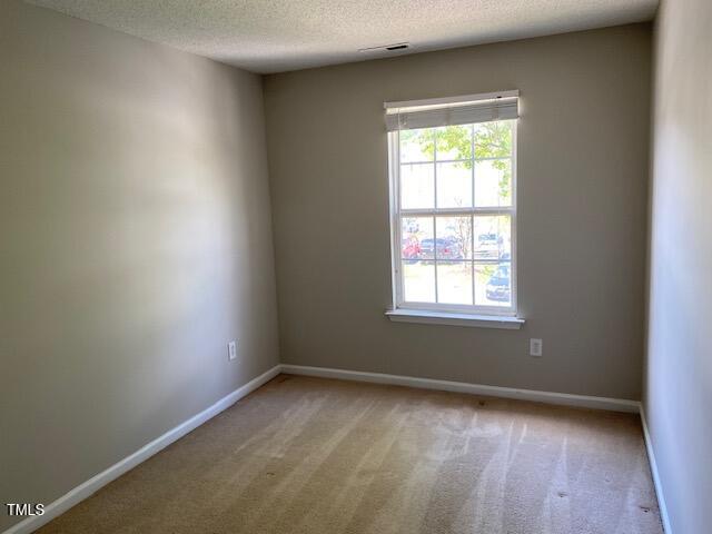 8650 Neuse Landing Lane, Unit 101 Raleigh, NC 27616 - Photo 18 of 20 IMG_7672