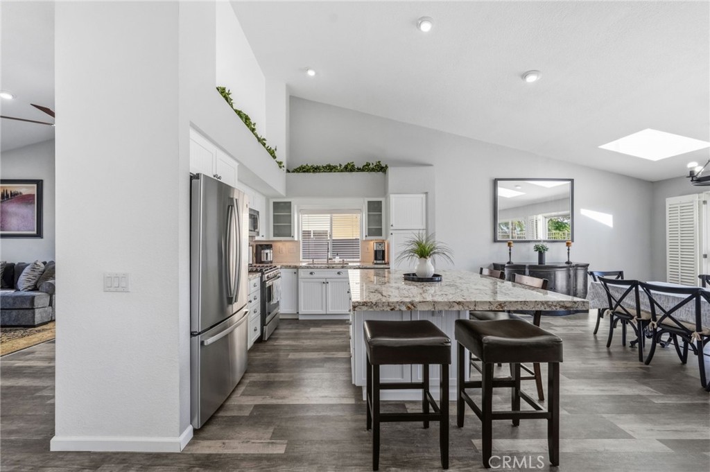 43176 Corte Calanda Temecula, CA 92592 - Photo 11 of 53