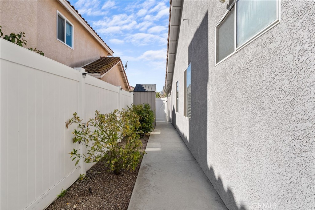 43176 Corte Calanda Temecula, CA 92592 - Photo 34 of 53