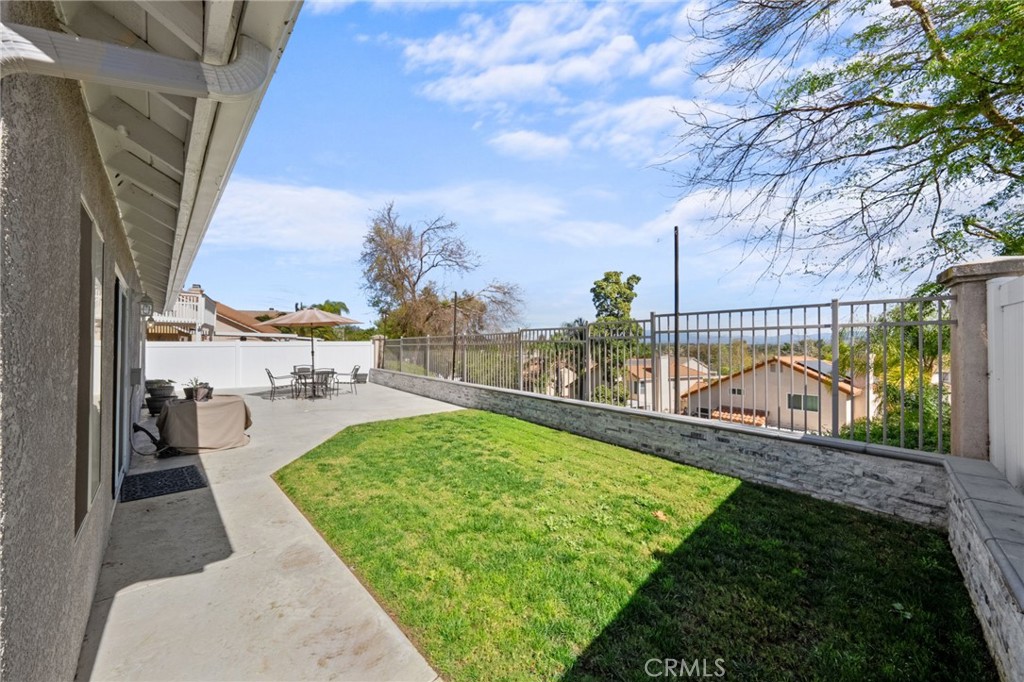 43176 Corte Calanda Temecula, CA 92592 - Photo 37 of 53