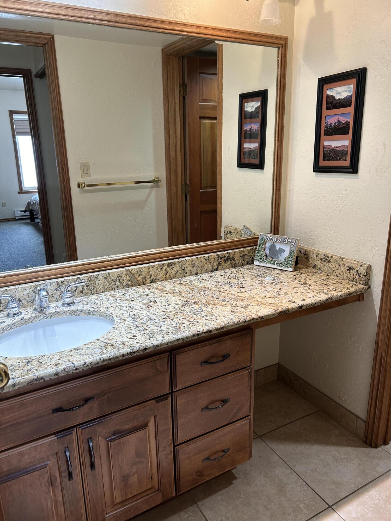 150 Ridgeview Street, Unit 241 Brian Head, UT 84719 - Photo 21 of 30 Downstairs bathroom