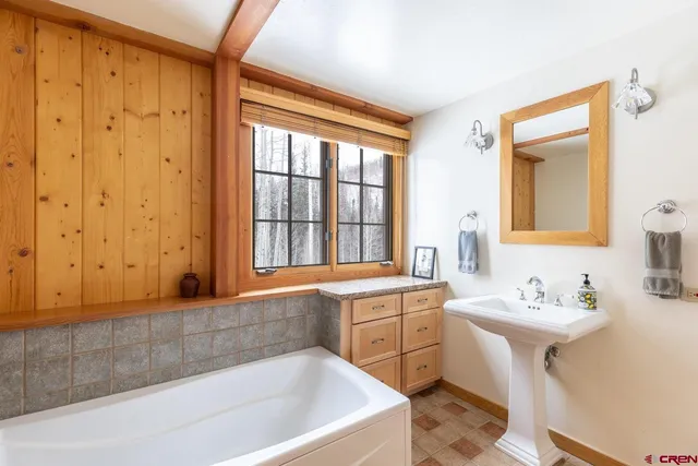 $5,395,000 | 114 Cabins Lane, Telluride, CO 81435