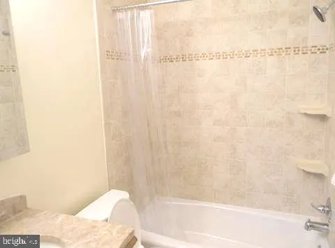 $4,500 | 1741 South Hayes Street, Unit 1, Arlington, VA 22202