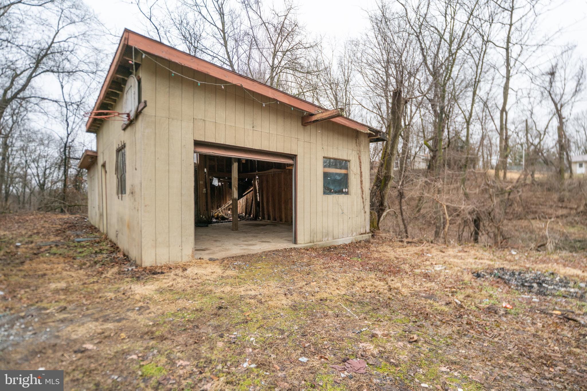 7732 Jonestown Road Harrisburg, PA 17112 - Photo 3 of 17 Gallery Image 3