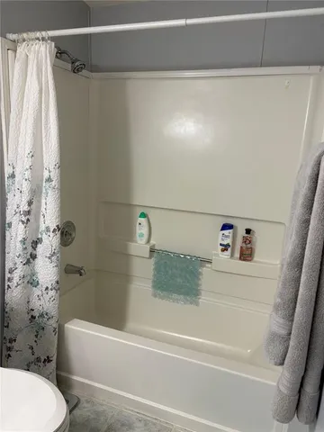 $1,500 | 5200 28th Street North, Unit 329, St. Petersburg, FL 33714