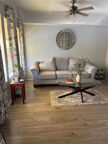 $1,500 | 5200 28th Street North, Unit 329, St. Petersburg, FL 33714