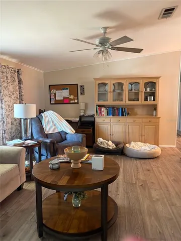 $1,500 | 5200 28th Street North, Unit 329, St. Petersburg, FL 33714