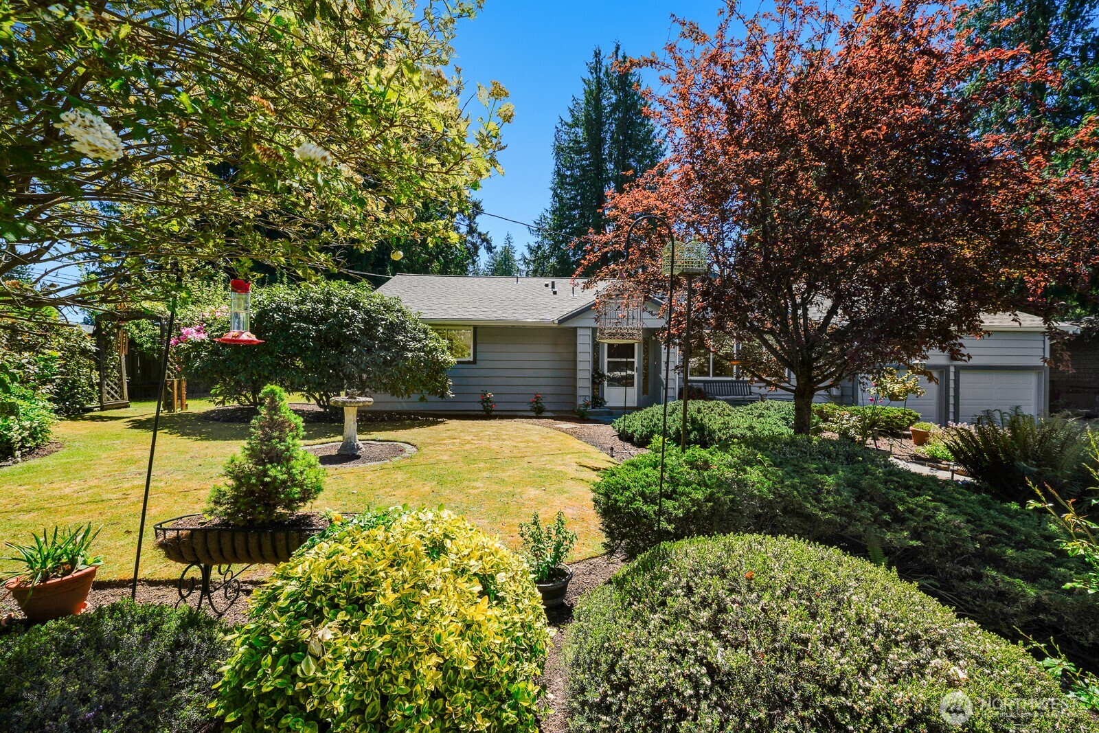 8408 191st Street Southwest Edmonds, WA 98026 - Photo 4 of 40