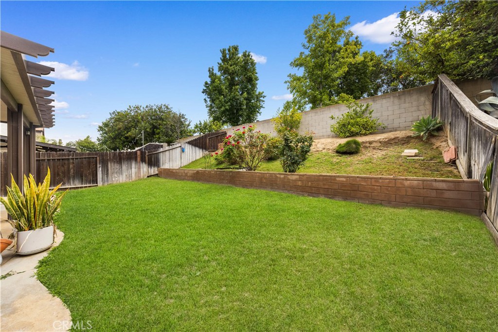 11795 Puerto Real Road Fontana, CA 92337 - Photo 30 of 35