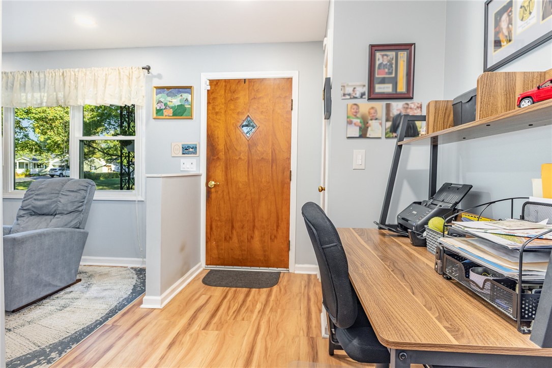 93 Lalanne Road Henrietta, NY 14623 - Photo 4 of 28 FOYER