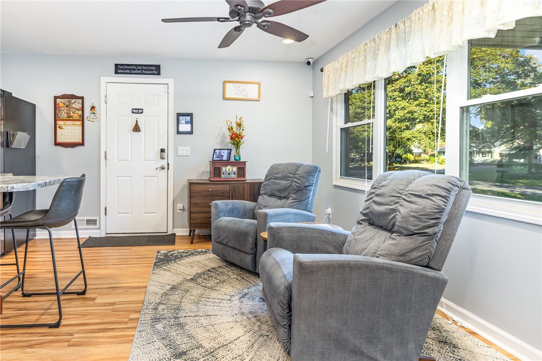 93 Lalanne Road Henrietta, NY 14623 - Photo 5 of 28 SITTING AREA