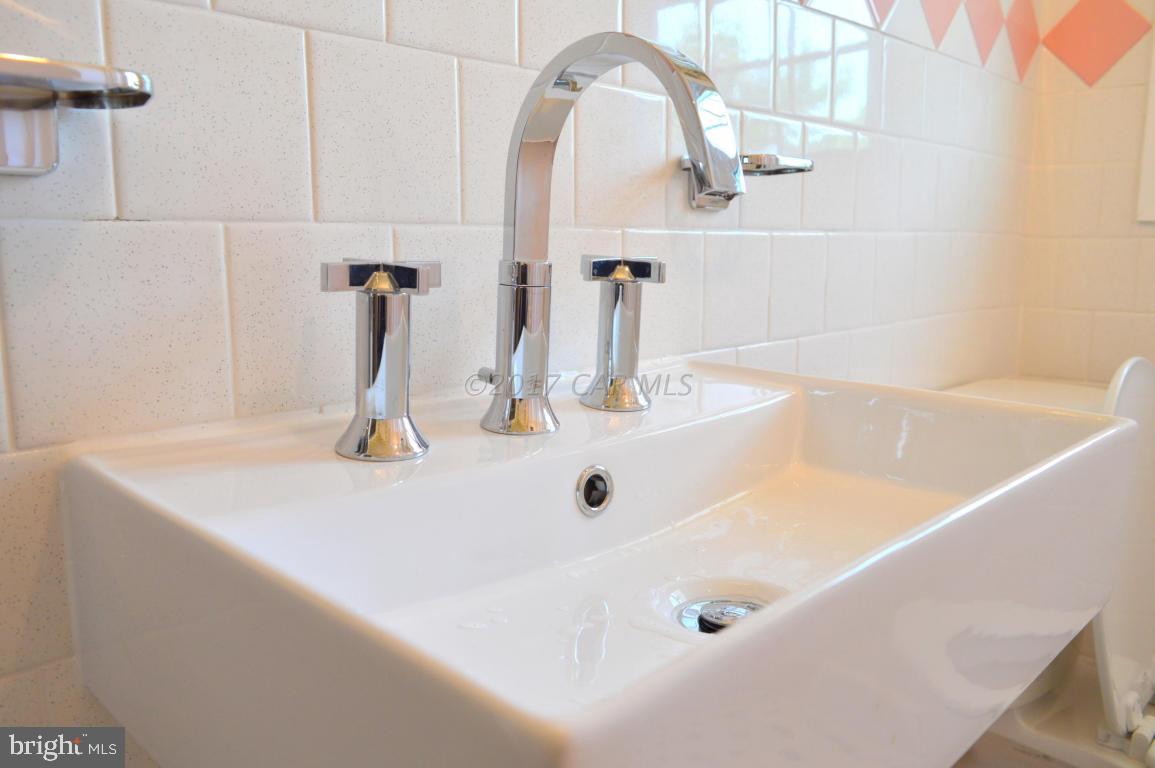 20306 Nanticoke Road Nanticoke, MD 21840 - Photo 15 of 24 a close view of a sink