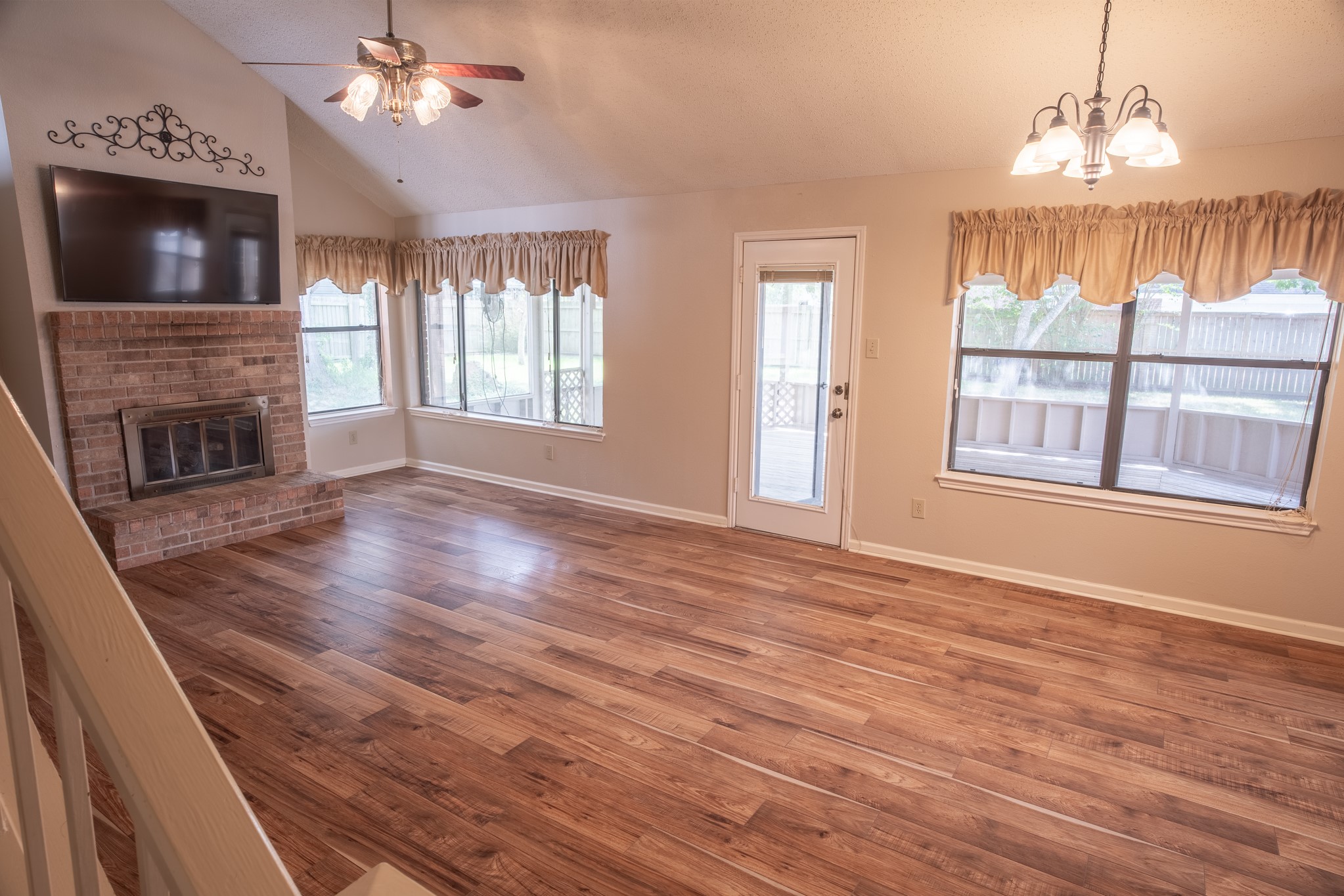 232 Trail Ride Road Angleton, TX 77515 - Photo 13 of 50 Gallery Image 13