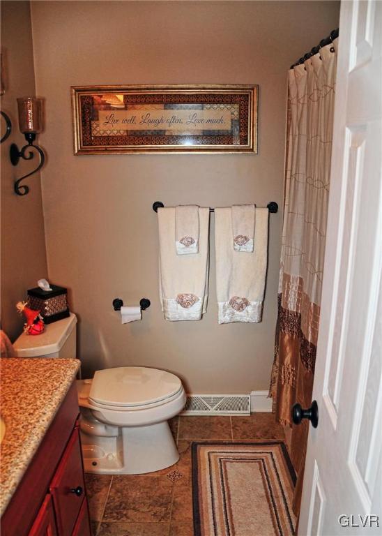 3936 Oakland Road Bethlehem, PA 18020 - Photo 15 of 20 Gallery Image 15