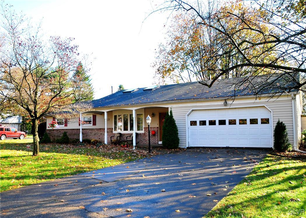 3936 Oakland Road Bethlehem, PA 18020 - Photo 2 of 20 Gallery Image 2