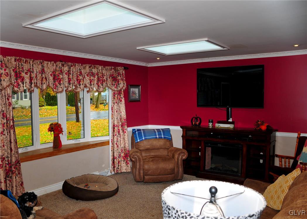 3936 Oakland Road Bethlehem, PA 18020 - Photo 7 of 20 Gallery Image 7