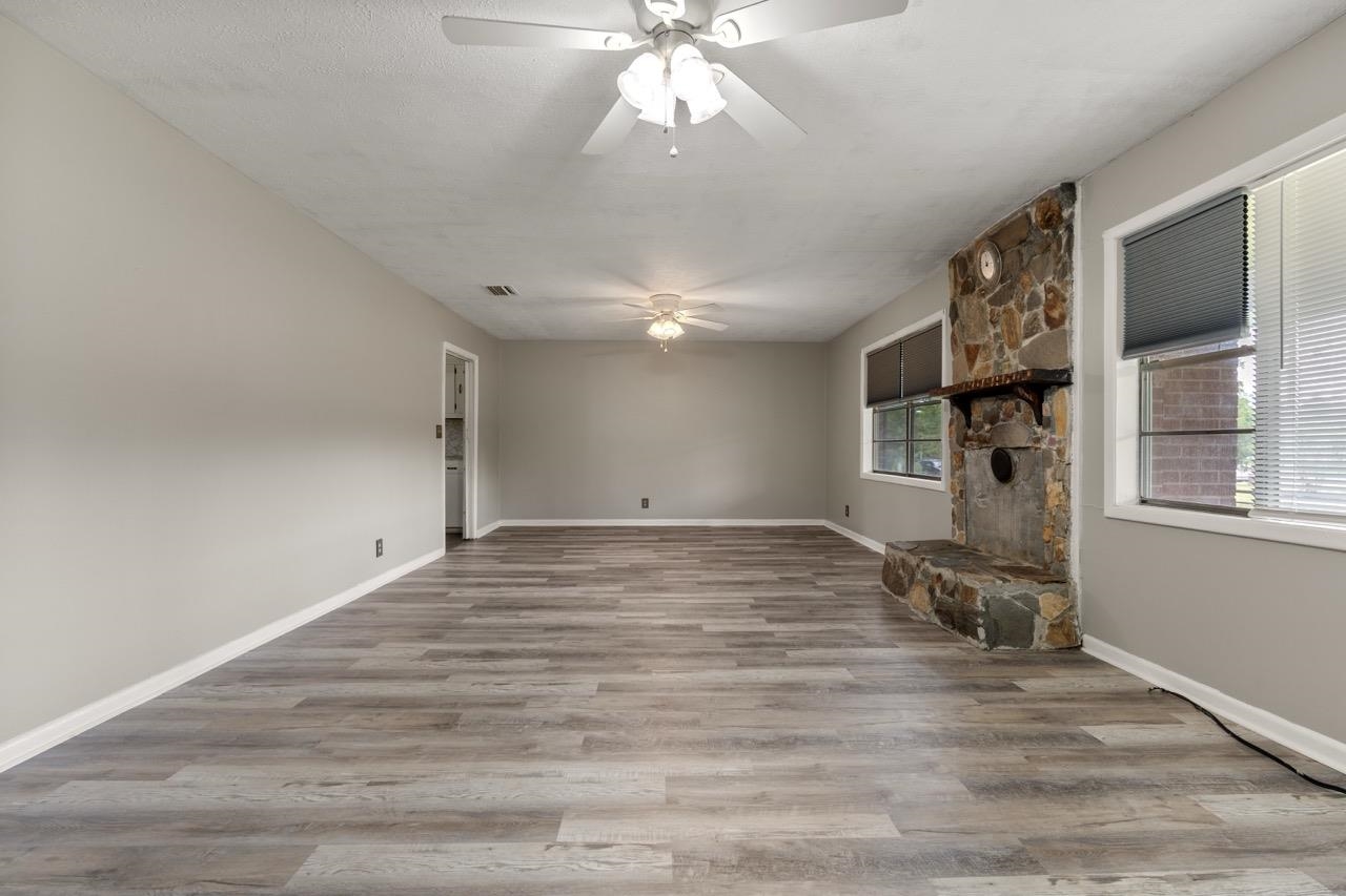 4068 English Road Marianna, FL 32448 - Photo 11 of 36