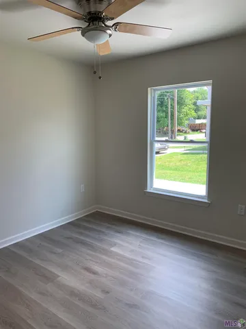 $1,100 | 534 Live Oak Boulevard, Baton Rouge, LA 70806