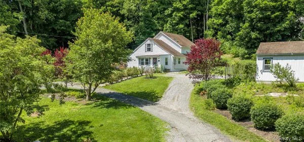 $450,000 | 35 Gobblers Knob Road, Pawling, NY 12564