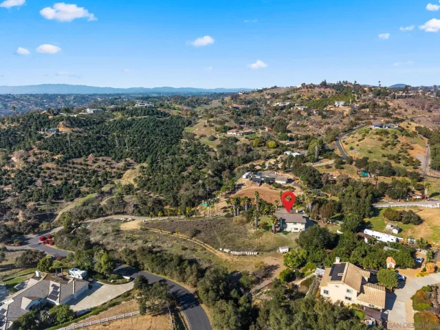 $950,000 | 3849 Pala Mesa Drive, Fallbrook, CA 92028