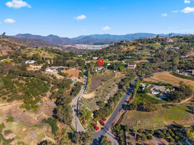 $950,000 | 3849 Pala Mesa Drive, Fallbrook, CA 92028