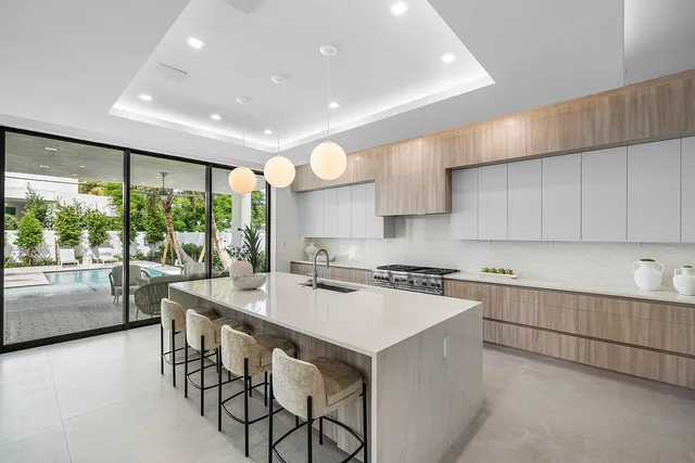 $3,850,000 | 721 Lake Avenue North, Delray Beach, FL 33483