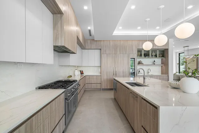 $3,850,000 | 721 Lake Avenue North, Delray Beach, FL 33483