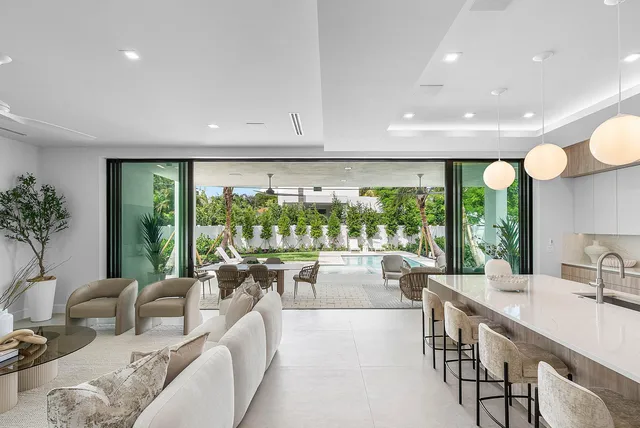 $3,850,000 | 721 Lake Avenue North, Delray Beach, FL 33483