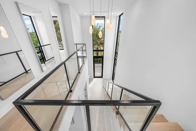 $3,850,000 | 721 Lake Avenue North, Delray Beach, FL 33483